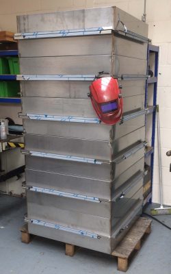 Washbay sinks stacked